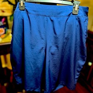 Chico’s Navy Blue Synergy Shorts Size 2.5/14